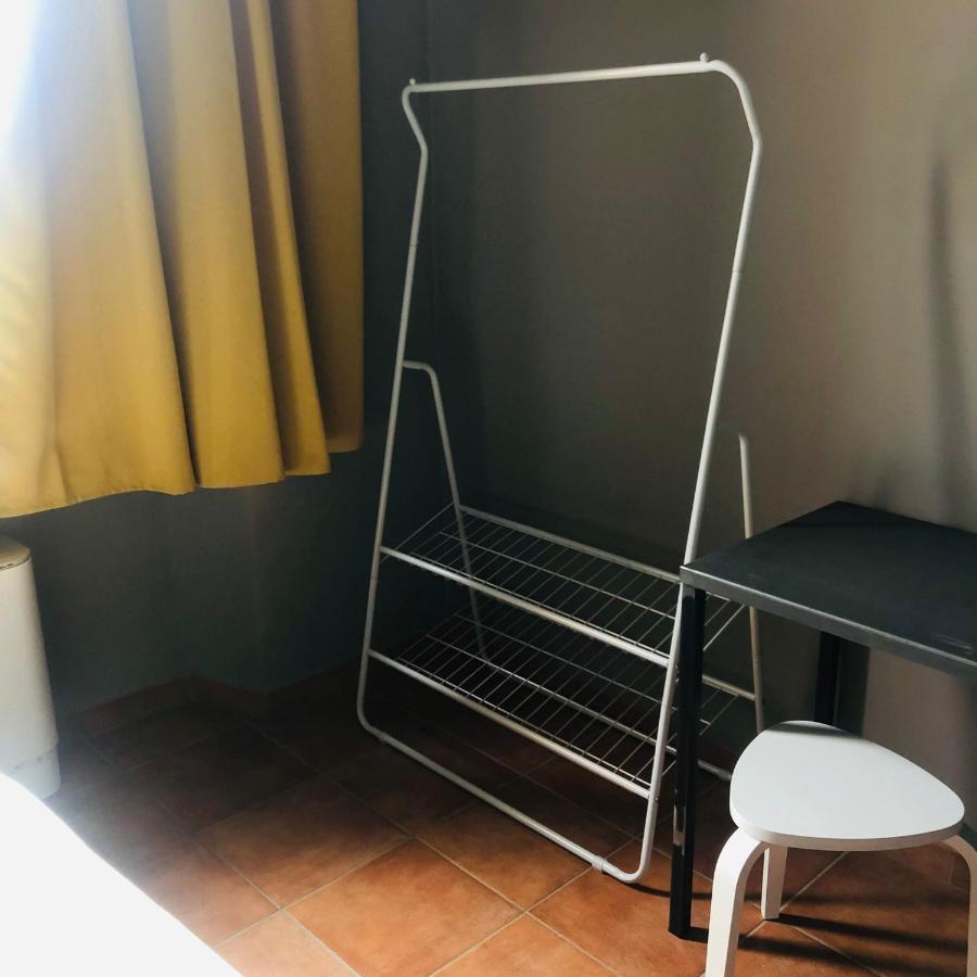 アヴィリアーナ Casa Conte Rossoホステル エクステリア 写真