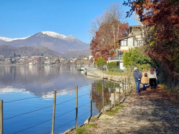 アヴィリアーナ Casa Conte Rossoホステル エクステリア 写真